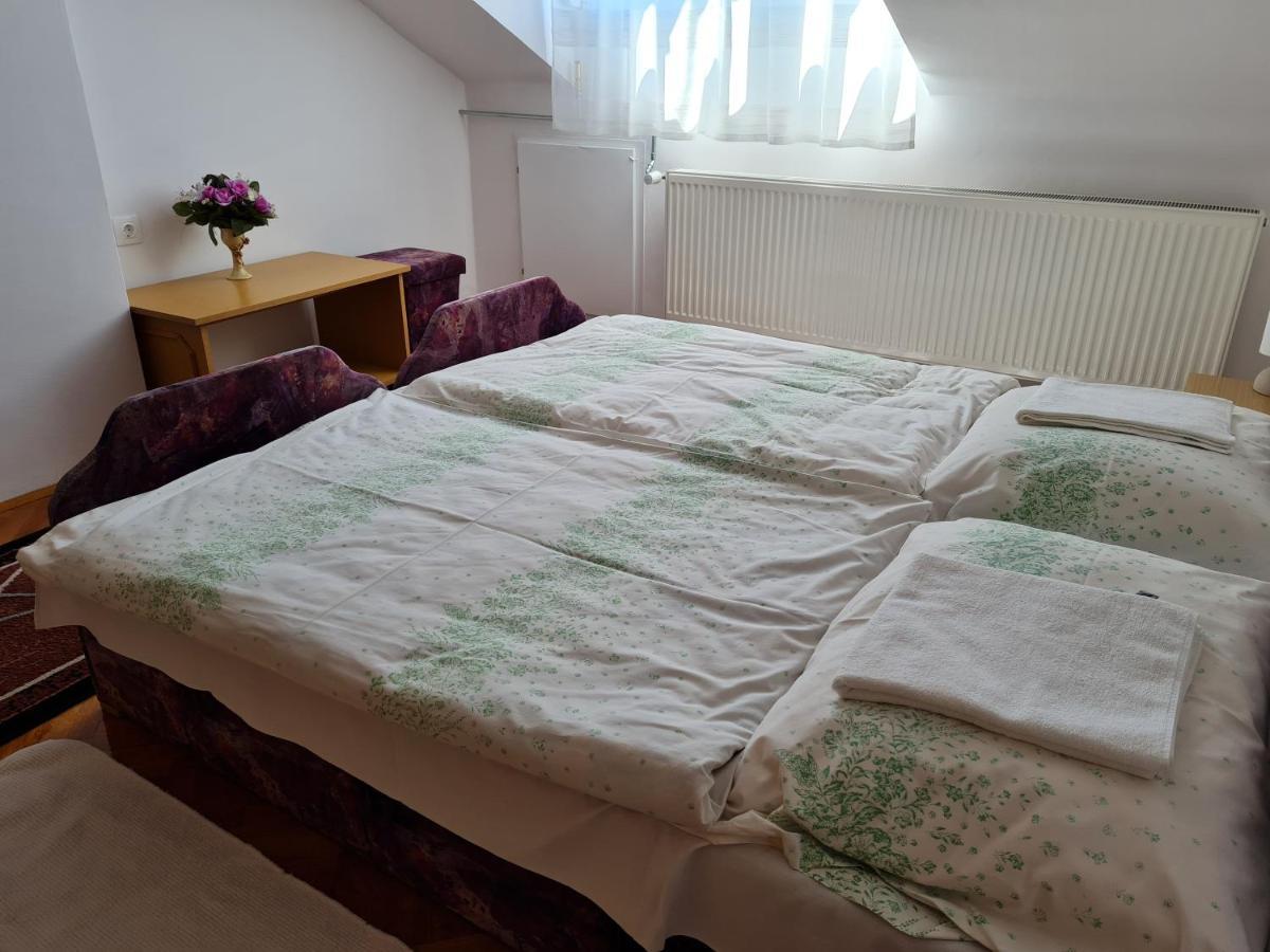 Gyoengyvirag Apartman レンティ エクステリア 写真